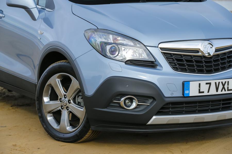  Vauxhall Mokka 2012 года  (фото 99 из 365)